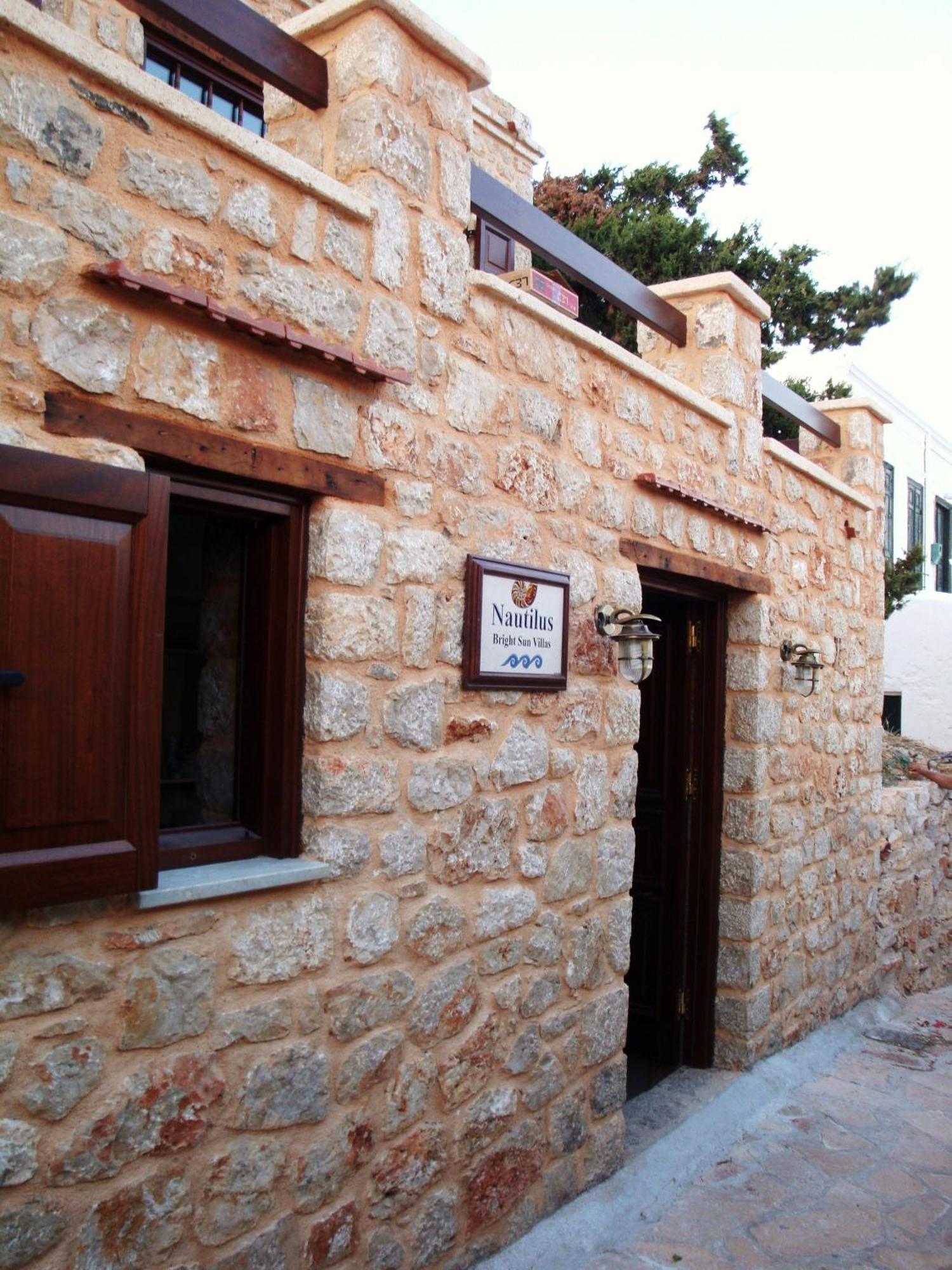 Bright Sun Villas Chalki Town Exteriör bild