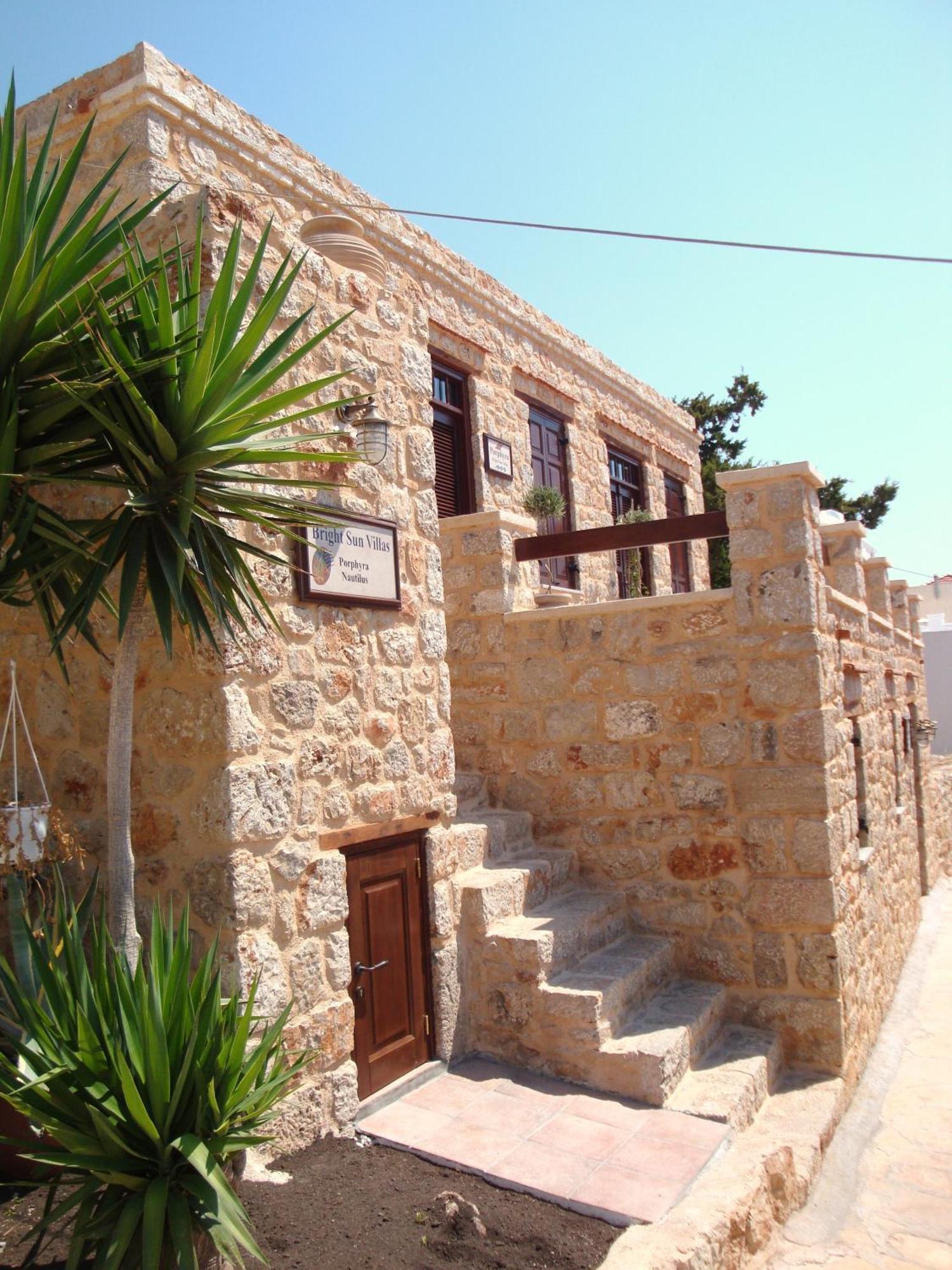 Bright Sun Villas Chalki Town Exteriör bild